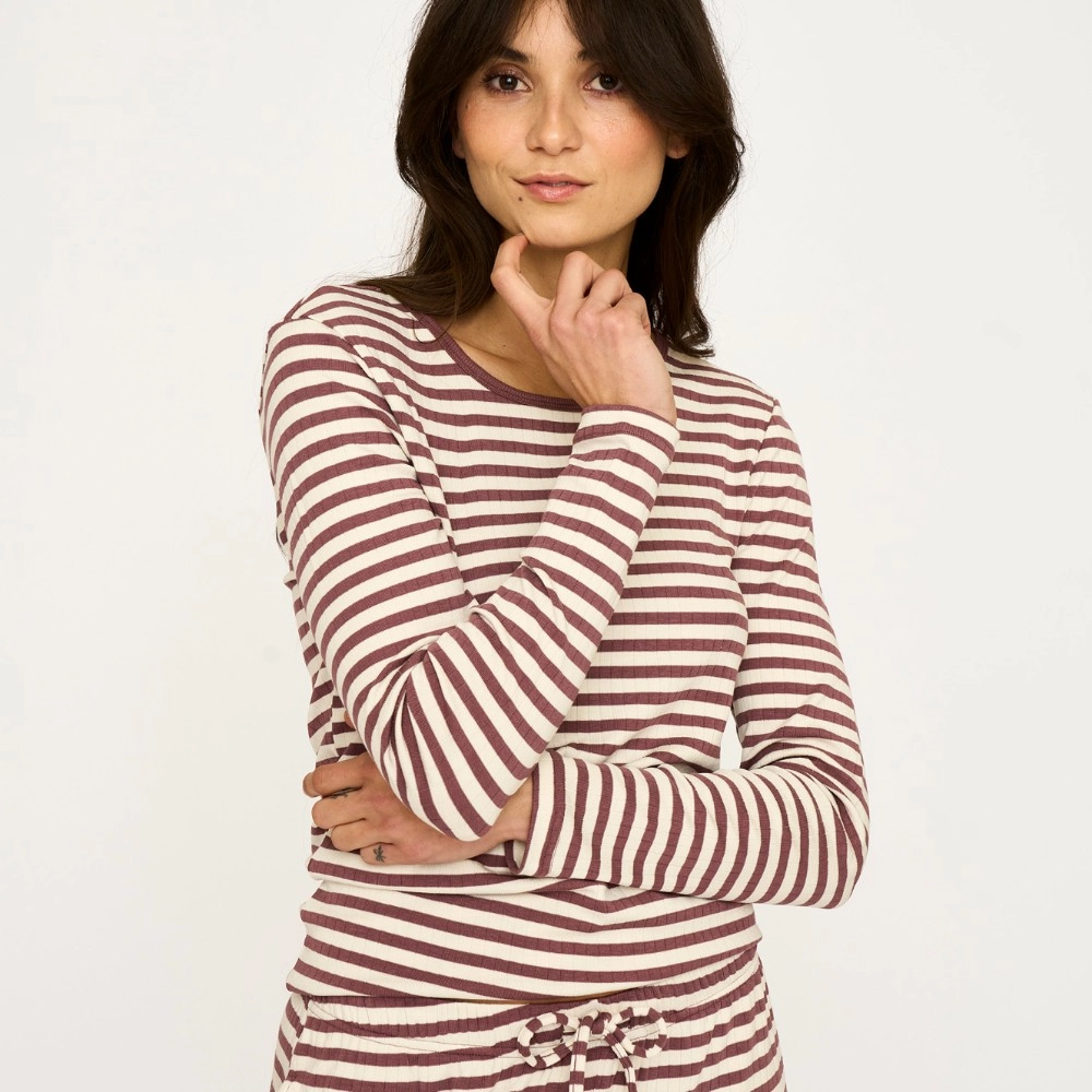 Stort udvalg af lækre tøjprodukter til kvinder Stort udvalg af lækre tøjprodukter til kvinder